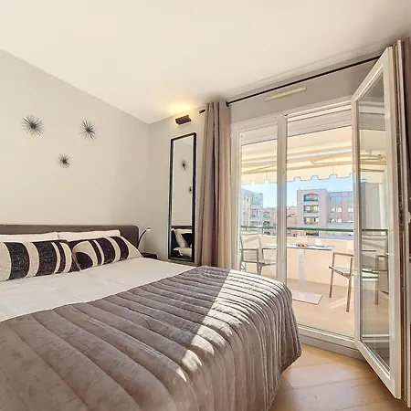 Nestor&jeeves -perle Doree - Terrace - Design